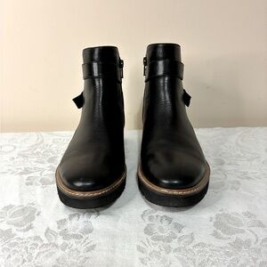 Naturalizer Women’s “Aster” Leather Black Ankle Boots